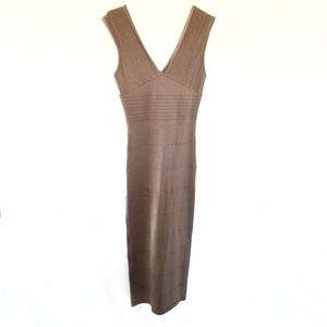 2B Bebe Nude Bodycon Stretch Sleeveless Midi Dress